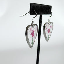 Load image into Gallery viewer, Heart Shaped Earrings with Dried Flowers and Mica Flakes